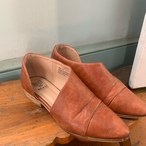 Brown leather ankle bootie